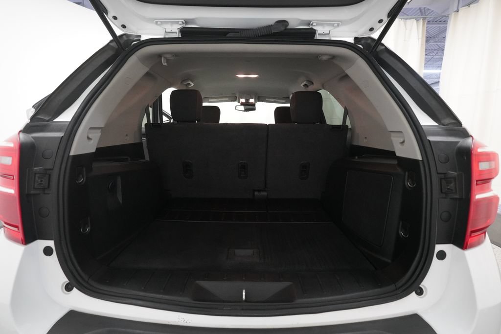 Used 2017 Chevrolet Equinox LT w/ Convenience Package FWD image 10