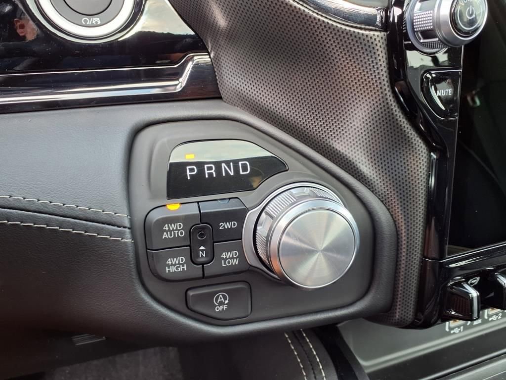 New 2026 RAM 1500 Limited image 18