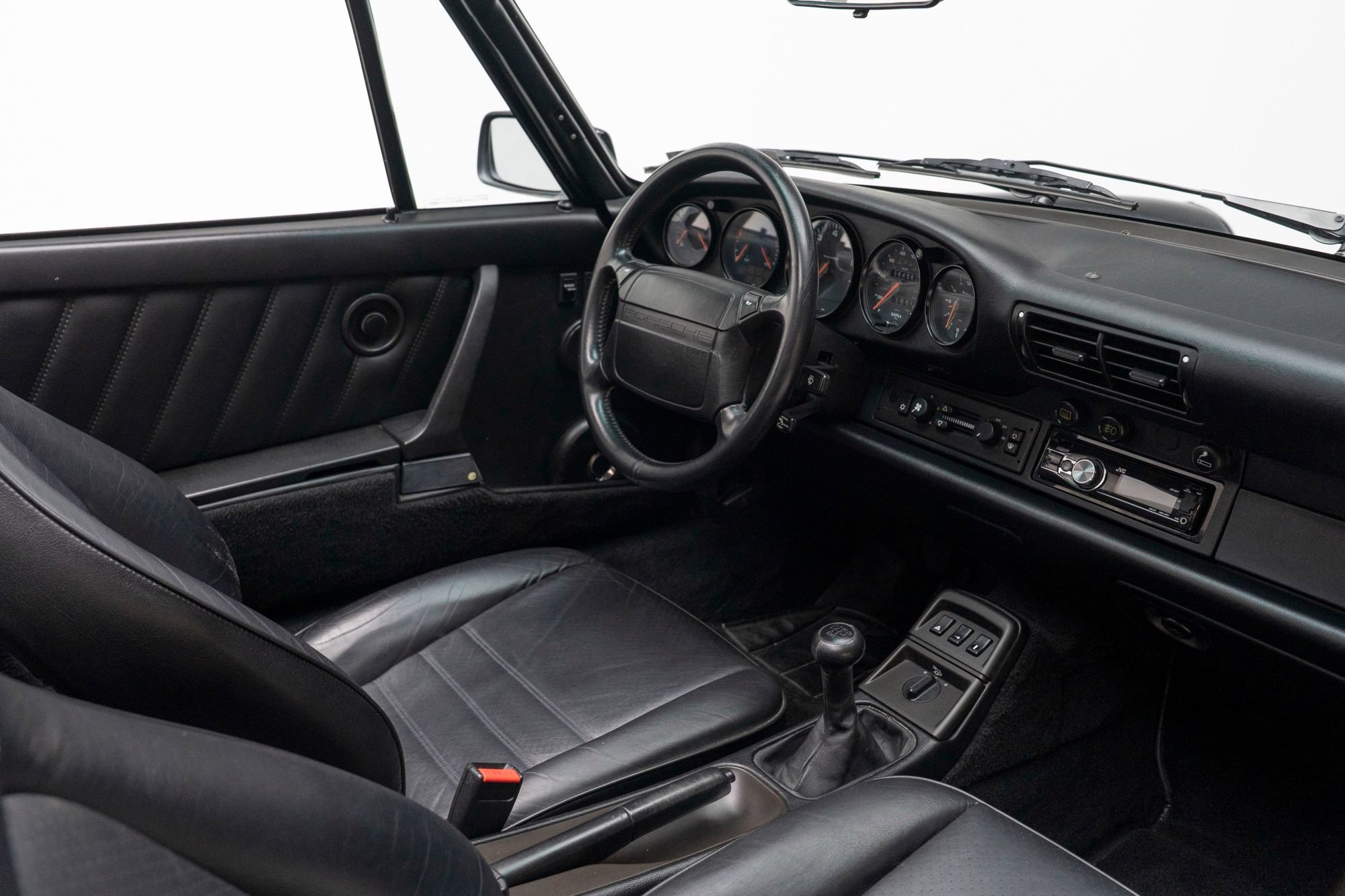 Used 1991 Porsche 911 Carrera RWD image 24