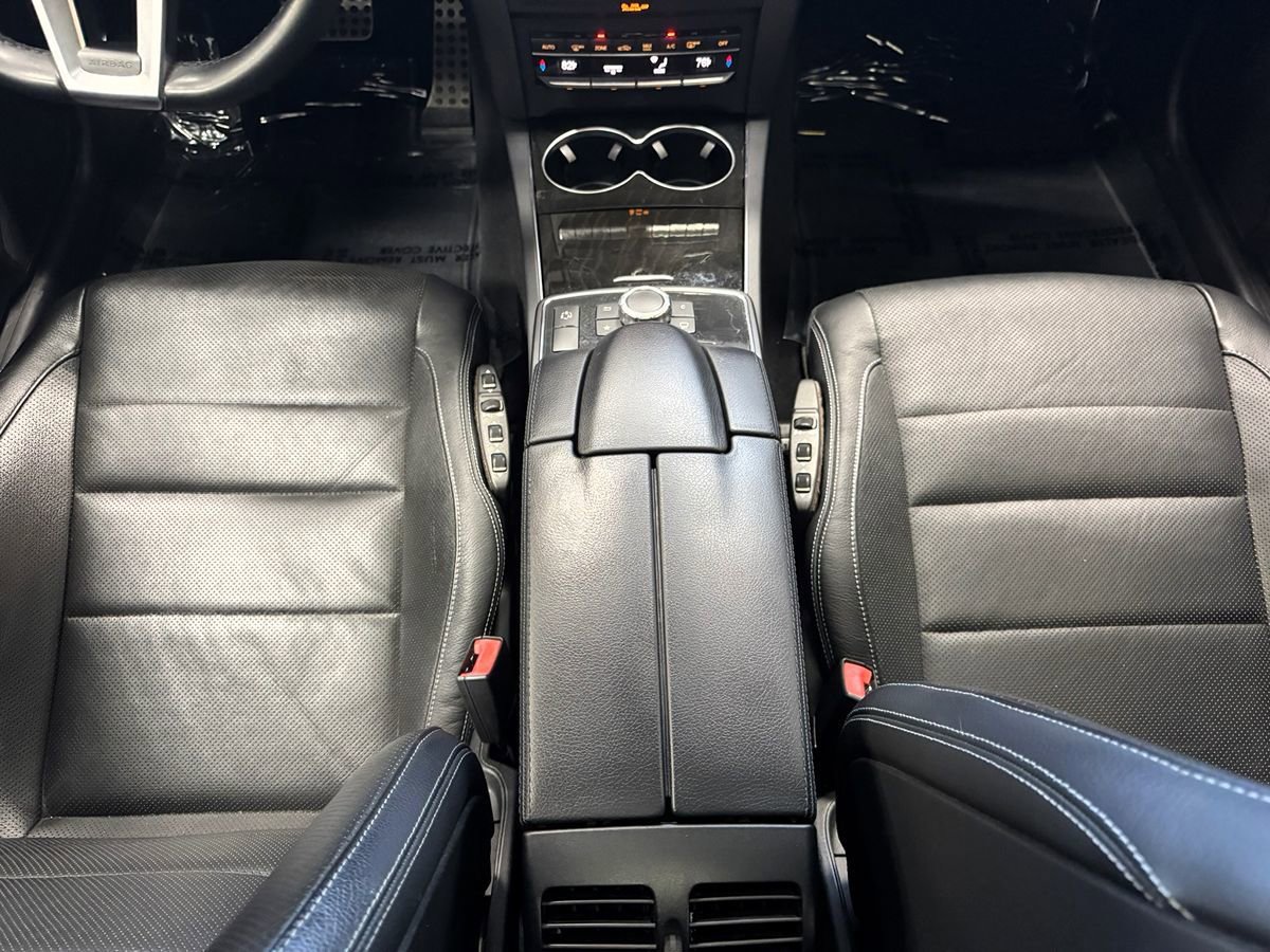 Used 2017 Mercedes-Benz E 400 4MATIC Coupe image 24