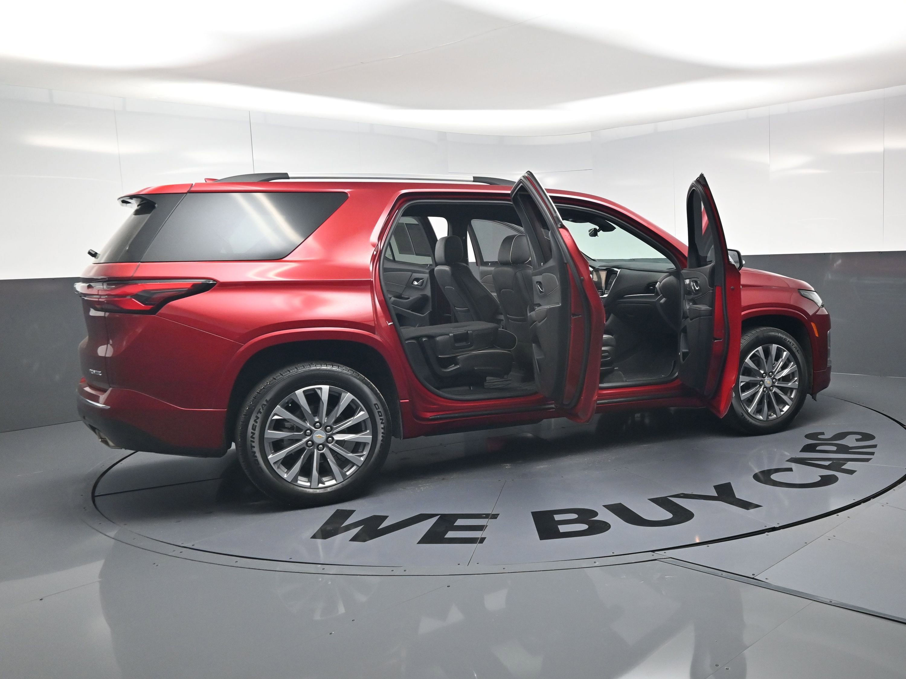 Used 2023 Chevrolet Traverse Premier w/ LPO, Floor Liner Package image 26