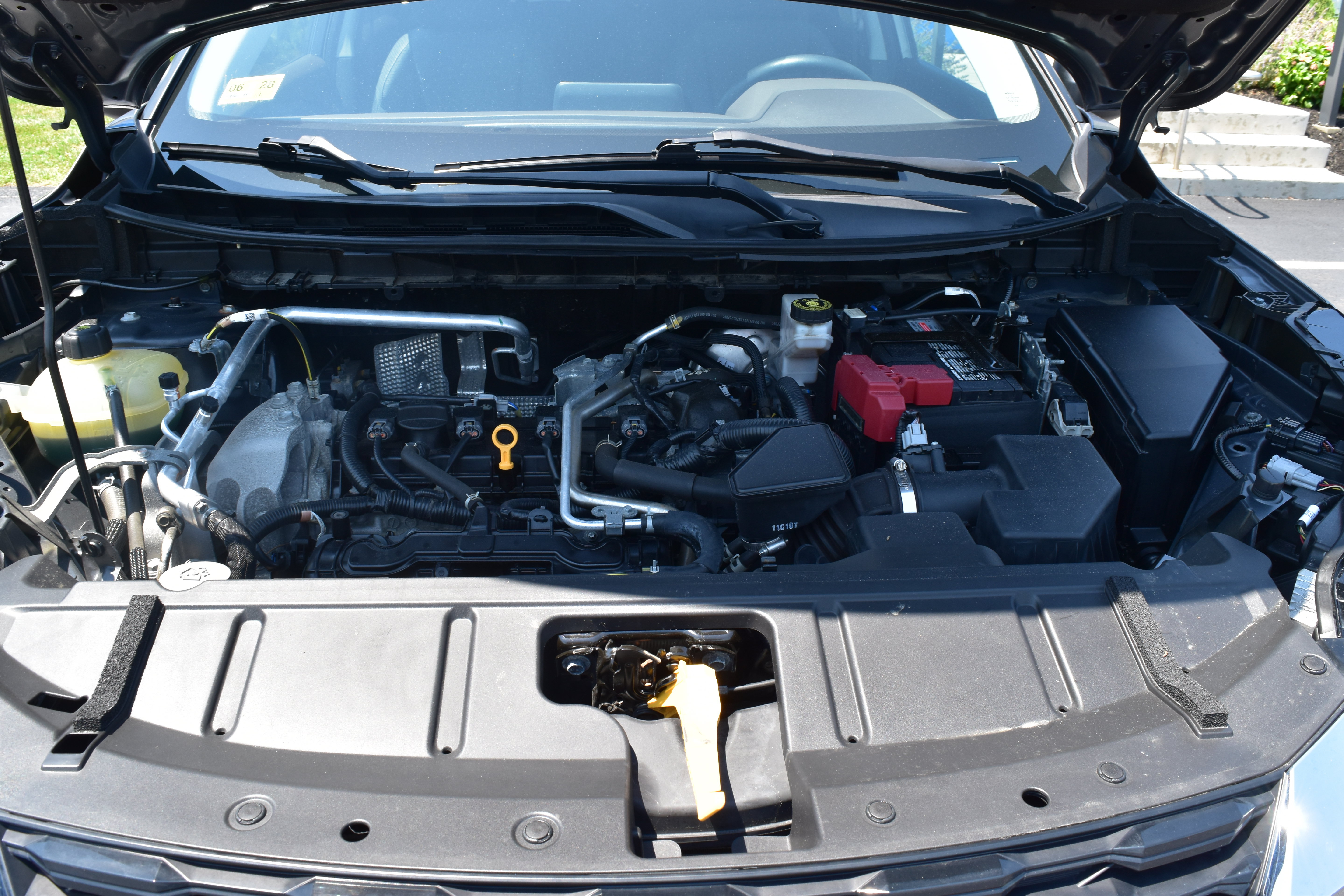 Used 2021 Nissan Rogue S AWD/4WD image 8