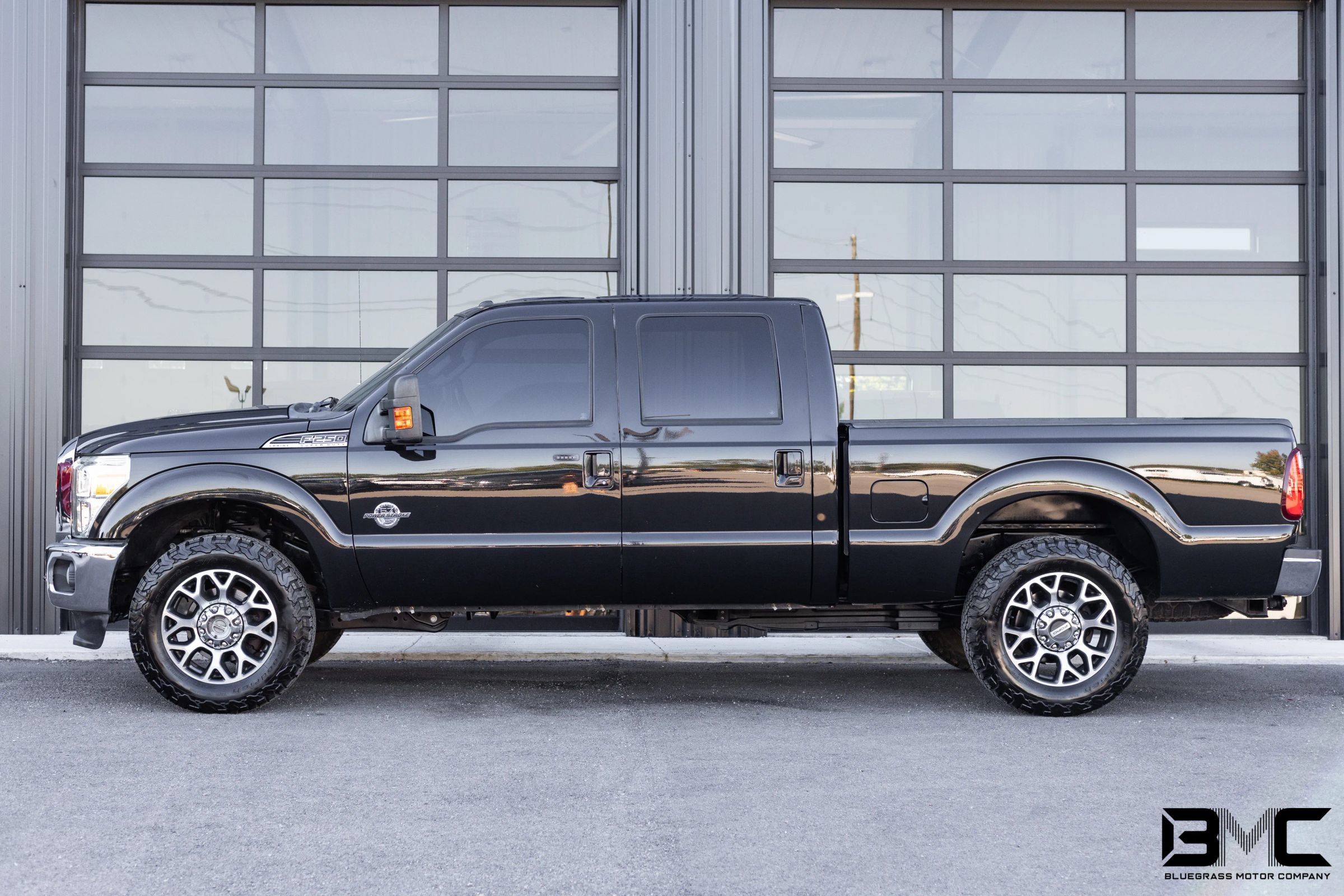 Used 2014 Ford F250 Lariat w/ Lariat Interior Package AWD/4WD image 4