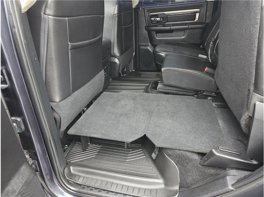 Used 2014 RAM 1500 Sport w/ Sport Premium Group image 29