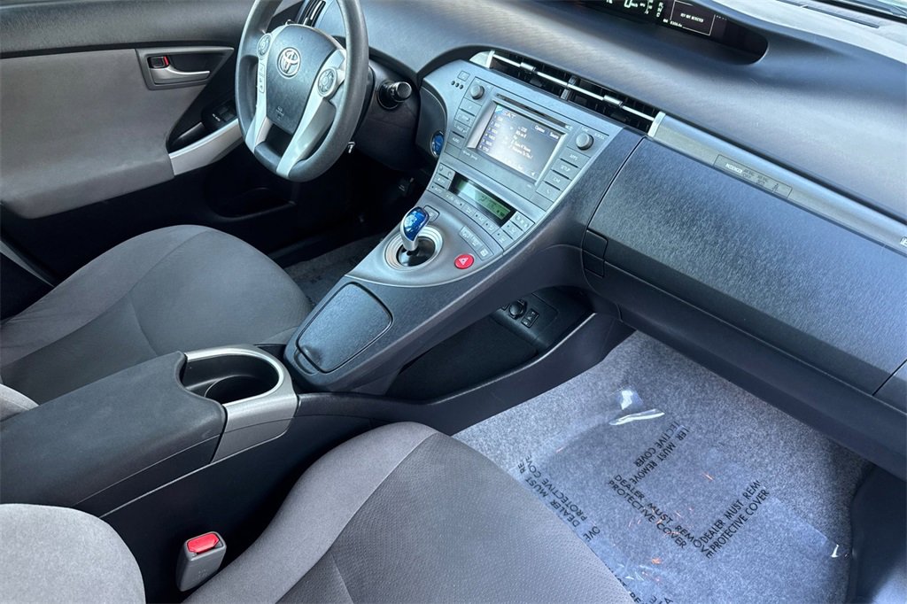 Used 2015 Toyota Prius Base image 15