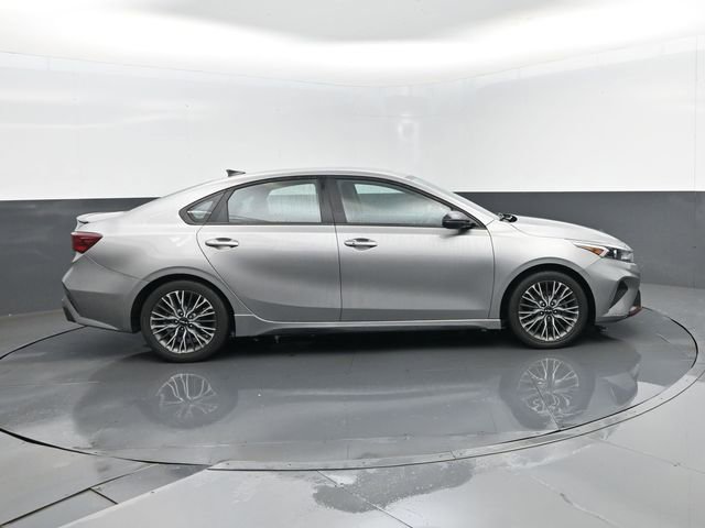 Used 2023 Kia Forte GT-Line FWD image 4