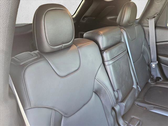 Used 2018 Jeep Cherokee Limited image 21