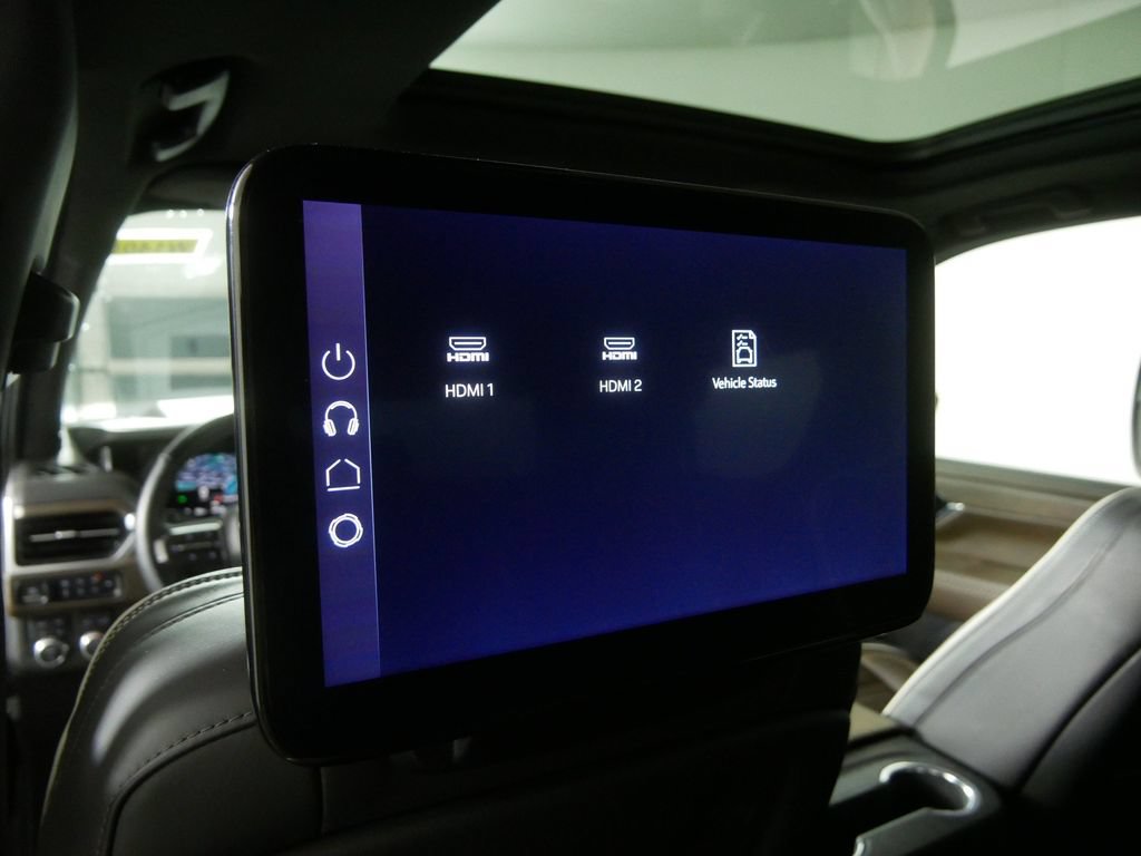 Used 2025 GMC Yukon Denali Ultimate AWD/4WD image 21