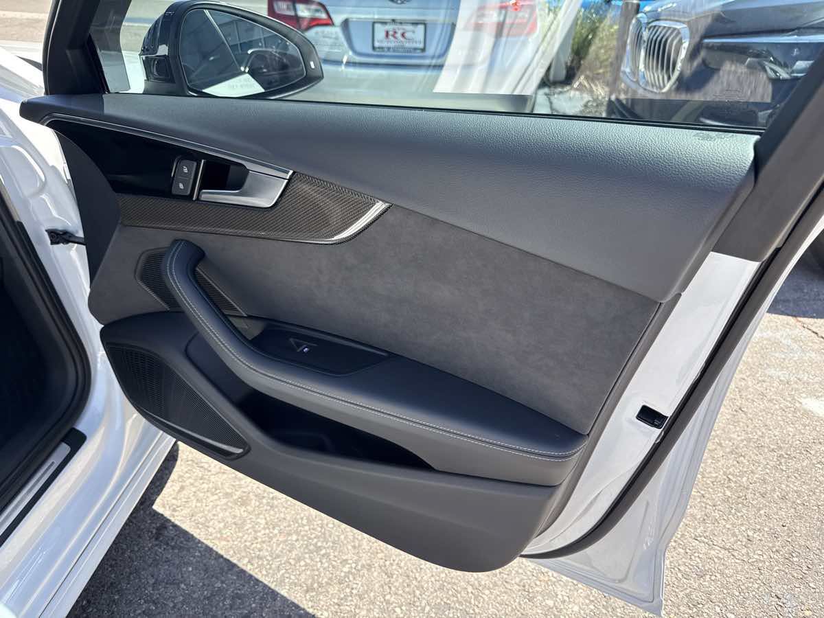 Used 2021 Audi S4 Premium Plus w/ Premium Plus Package AWD/4WD image 22
