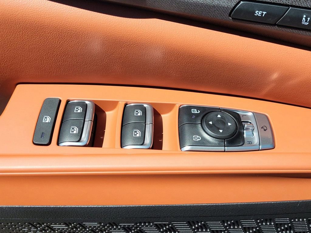 New 2026 Kia Carnival SX image 9