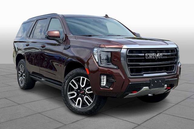 Used 2023 GMC Yukon AT4 w/ Technology Package image 2