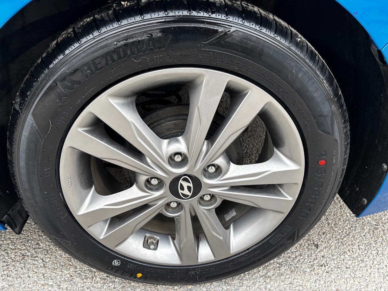 Used 2017 Hyundai Elantra Value Edition image 39