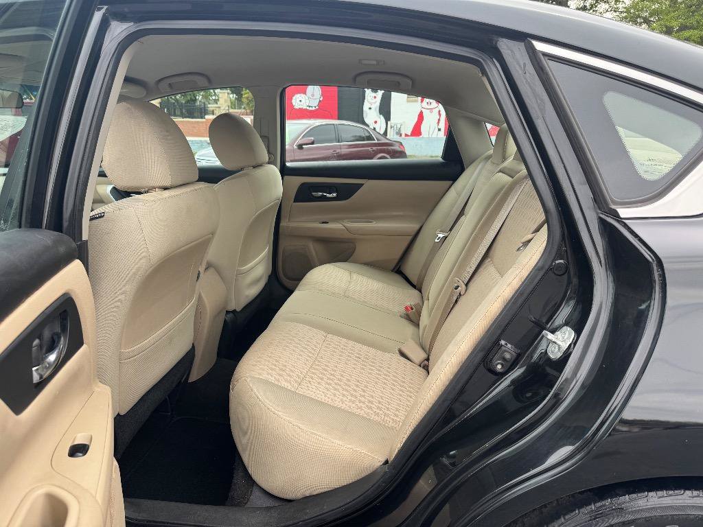 Used 2016 Nissan Altima 2.5 S w/ Power Driver Seat Package FWD image 12