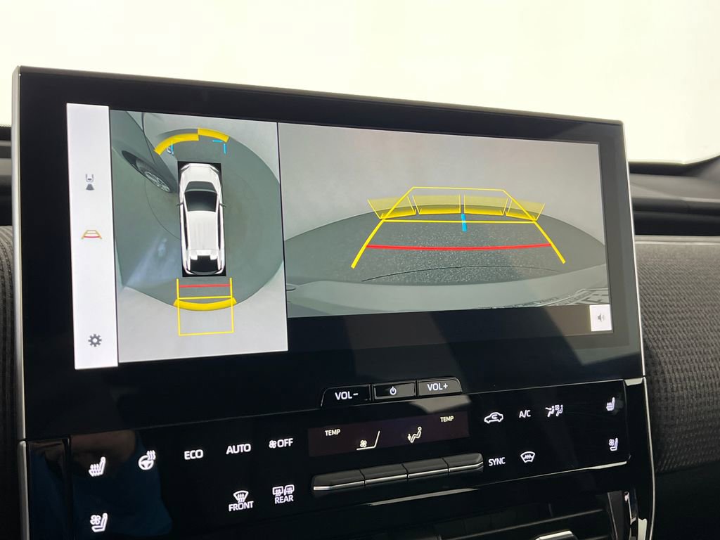 Used 2024 Subaru Solterra Touring w/ Touring Package image 21