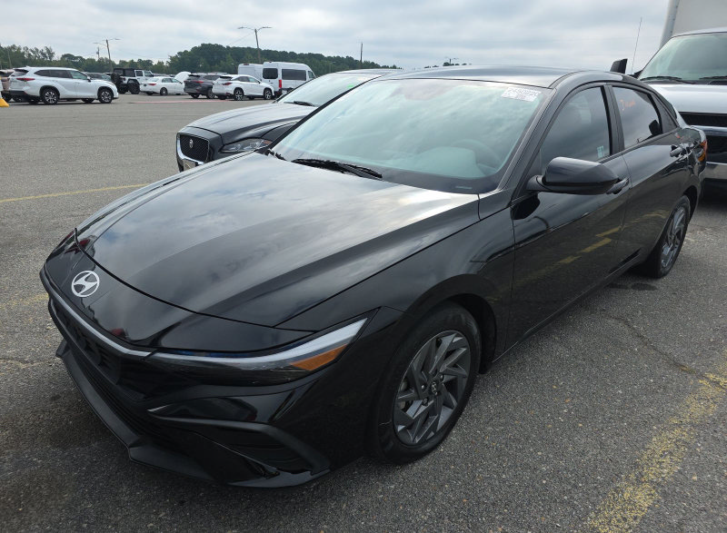 Used 2024 Hyundai Elantra SEL