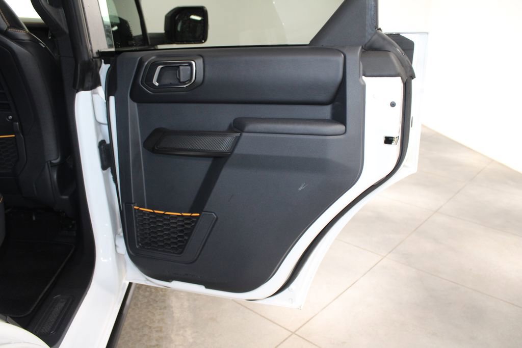 Used 2024 Ford Bronco Badlands image 36