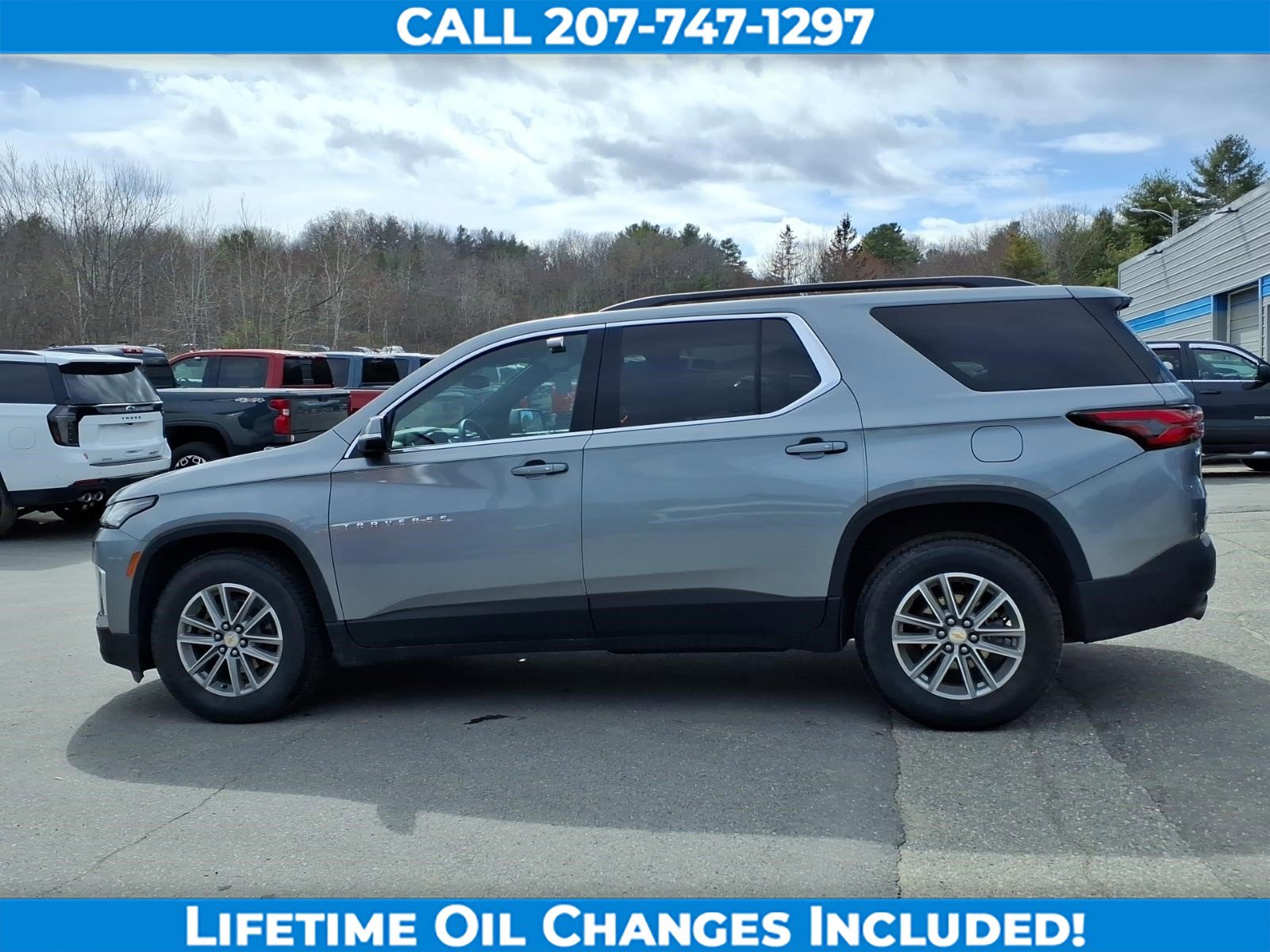 Used 2023 Chevrolet Traverse LT AWD/4WD image 7
