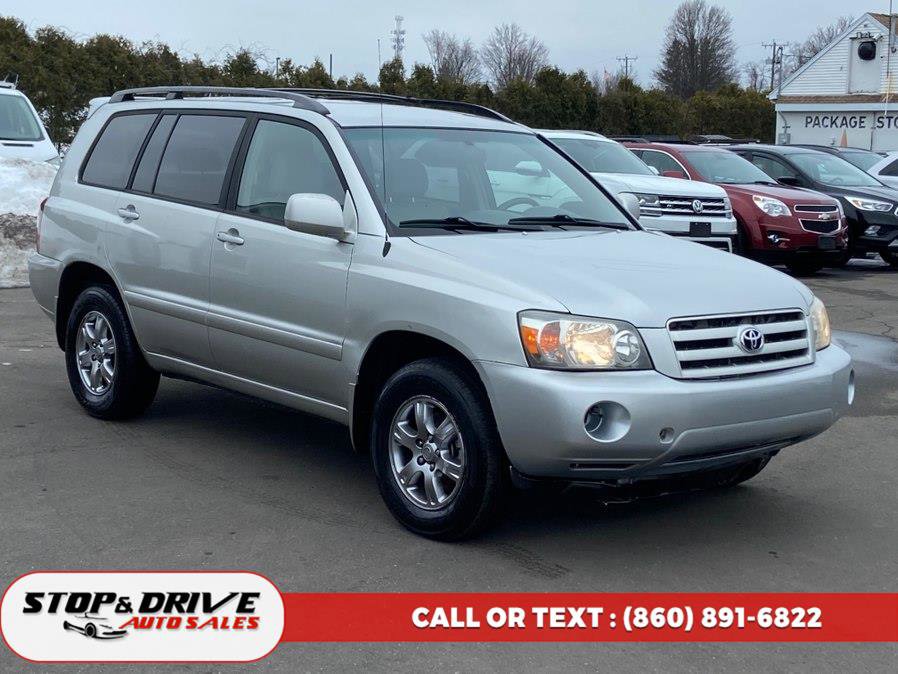 Used 2005 Toyota Highlander 4WD V6 w/ 3rd Row image 7