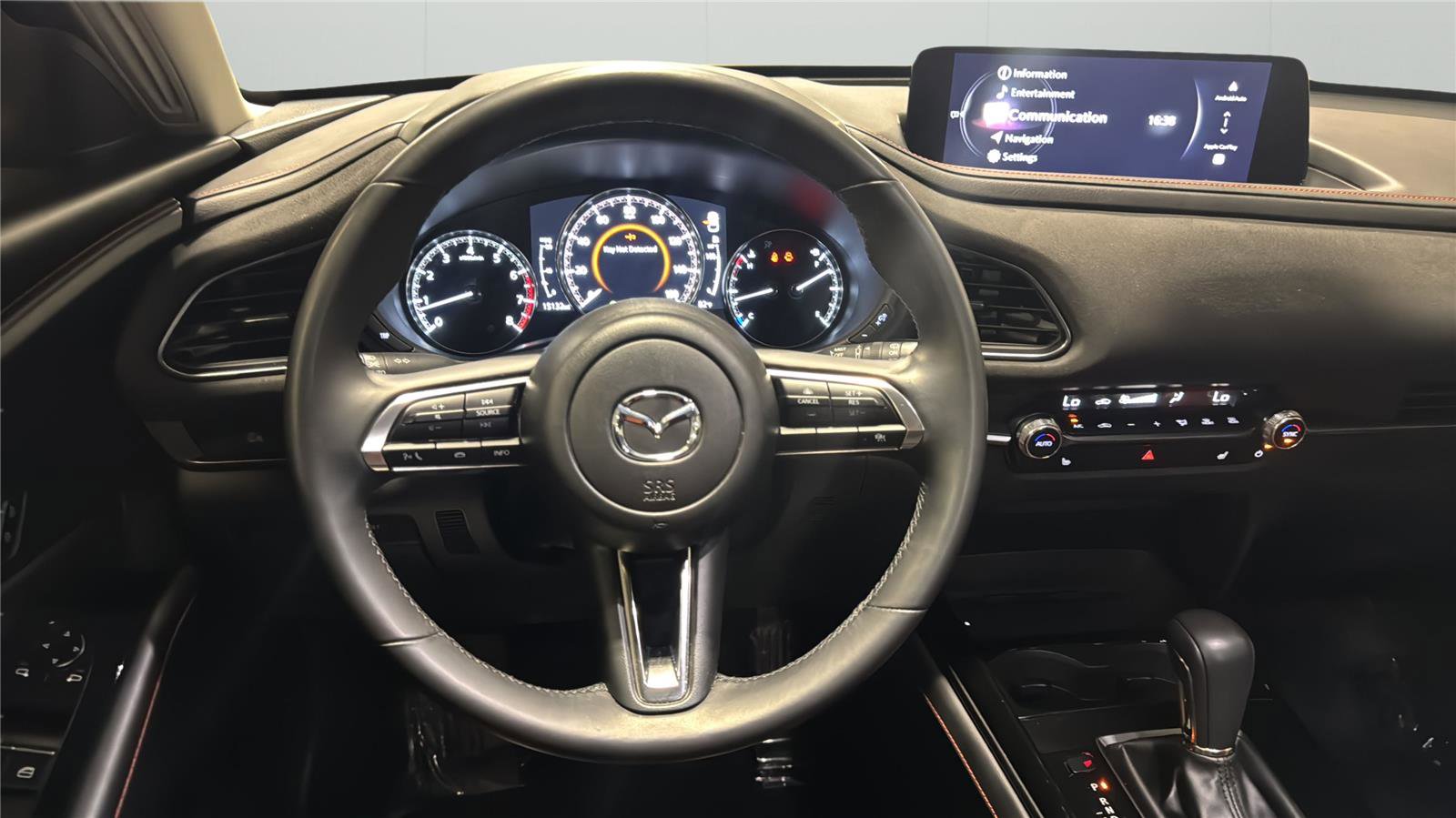 Used 2024 MAZDA CX-30 Carbon image 21