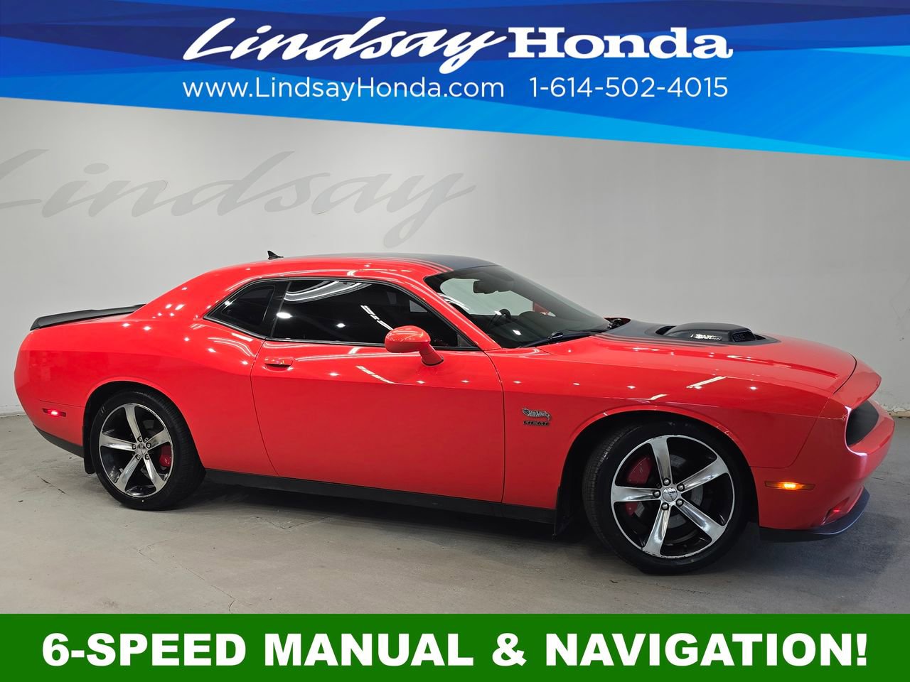Used 2016 Dodge Challenger R/T RWD image 3