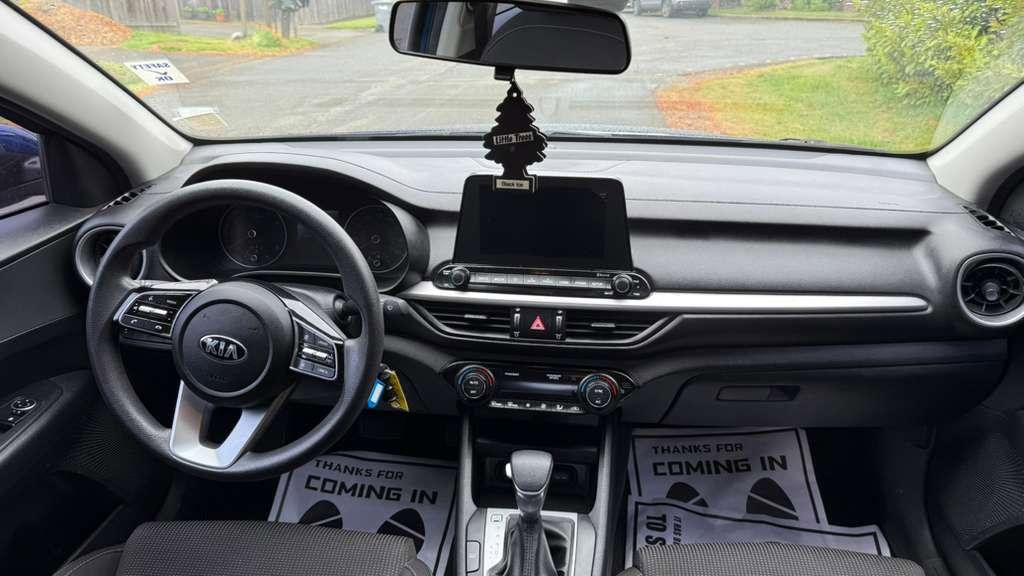Used 2019 Kia Forte LXS FWD image 5
