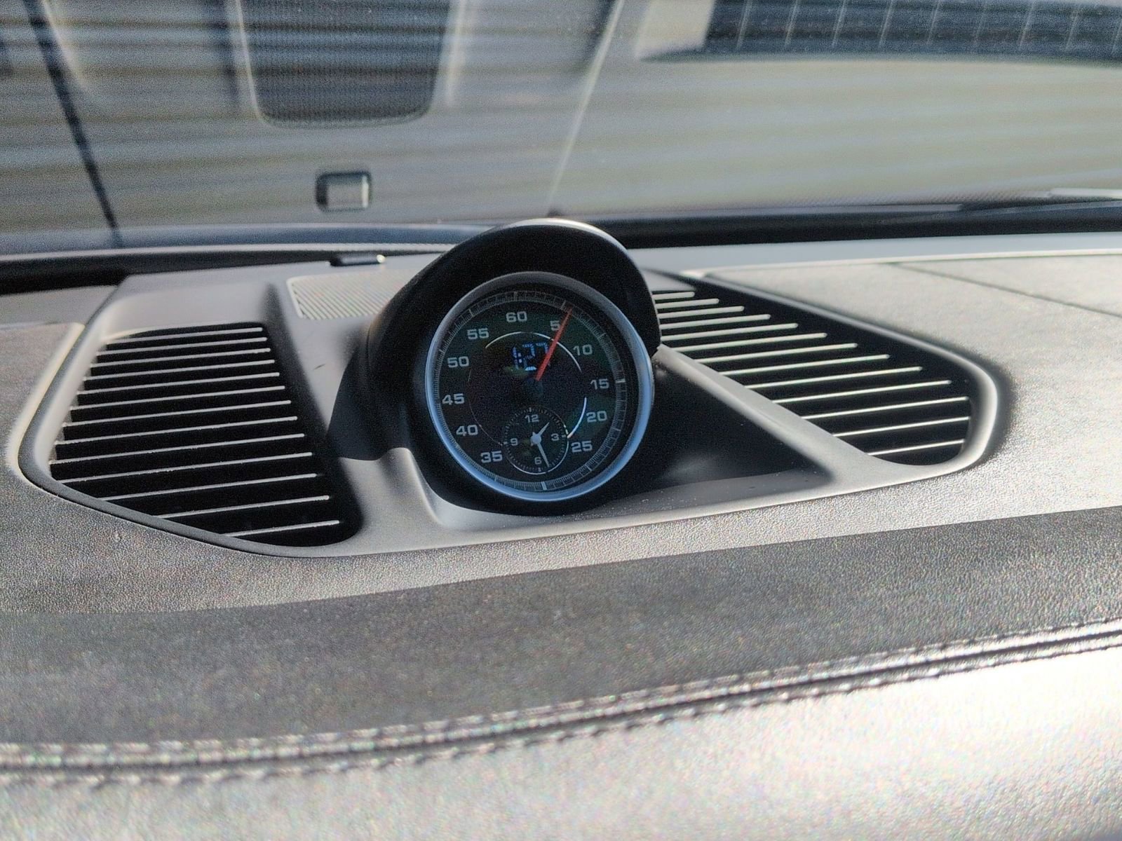 Certified 2015 Porsche 911 Targa 4S image 22