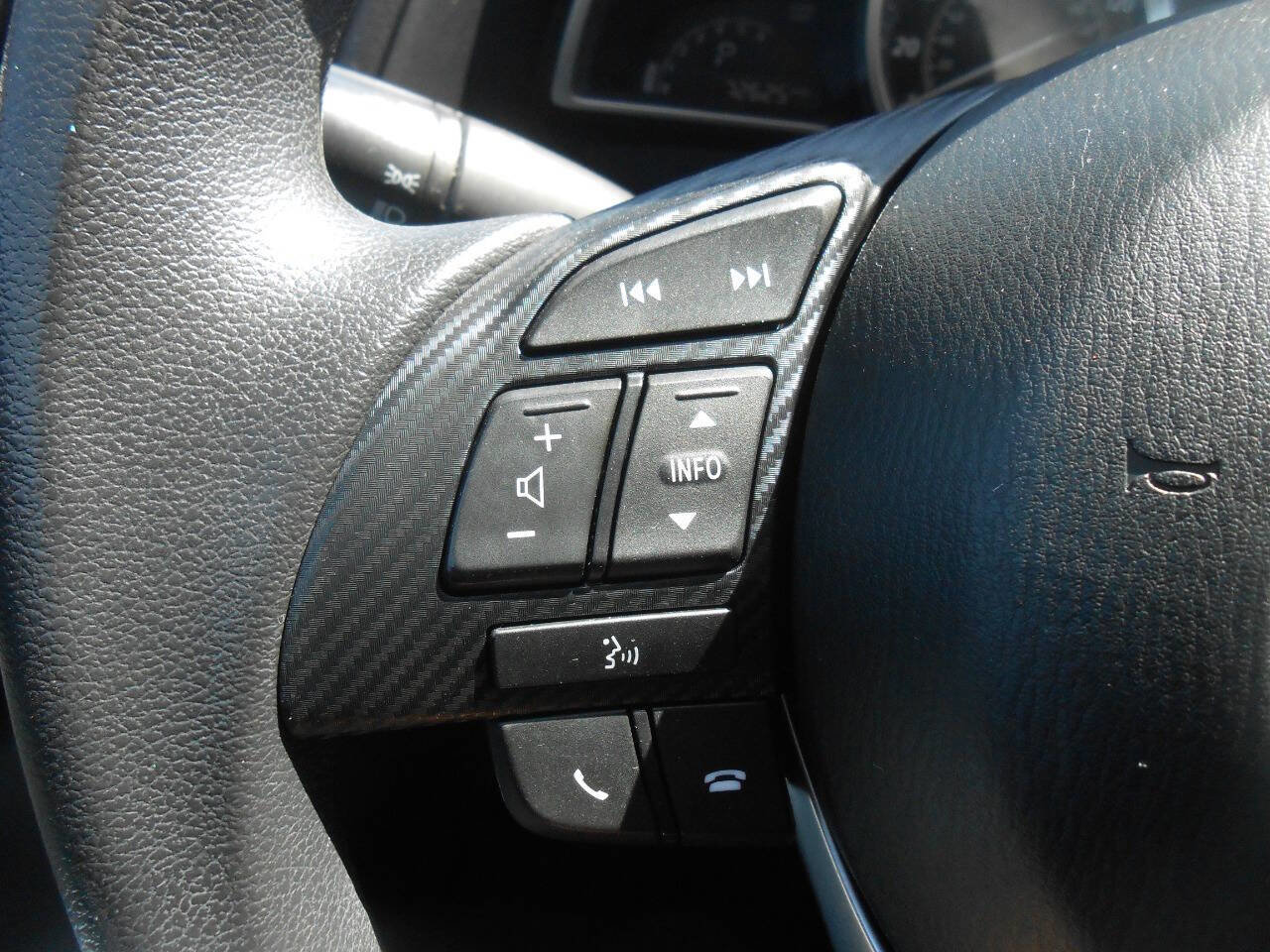 Used 2016 MAZDA MAZDA3 i Sport w/ Preferred Equipment Package image 14