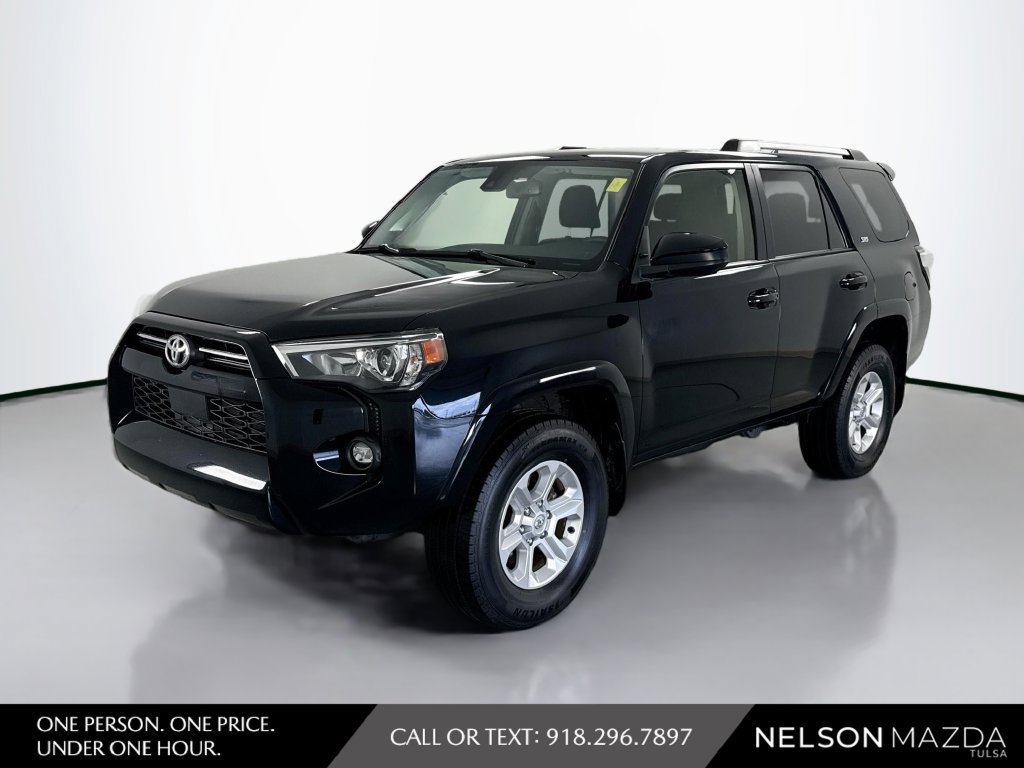 Used 2023 Toyota 4Runner SR5 AWD/4WD image 3