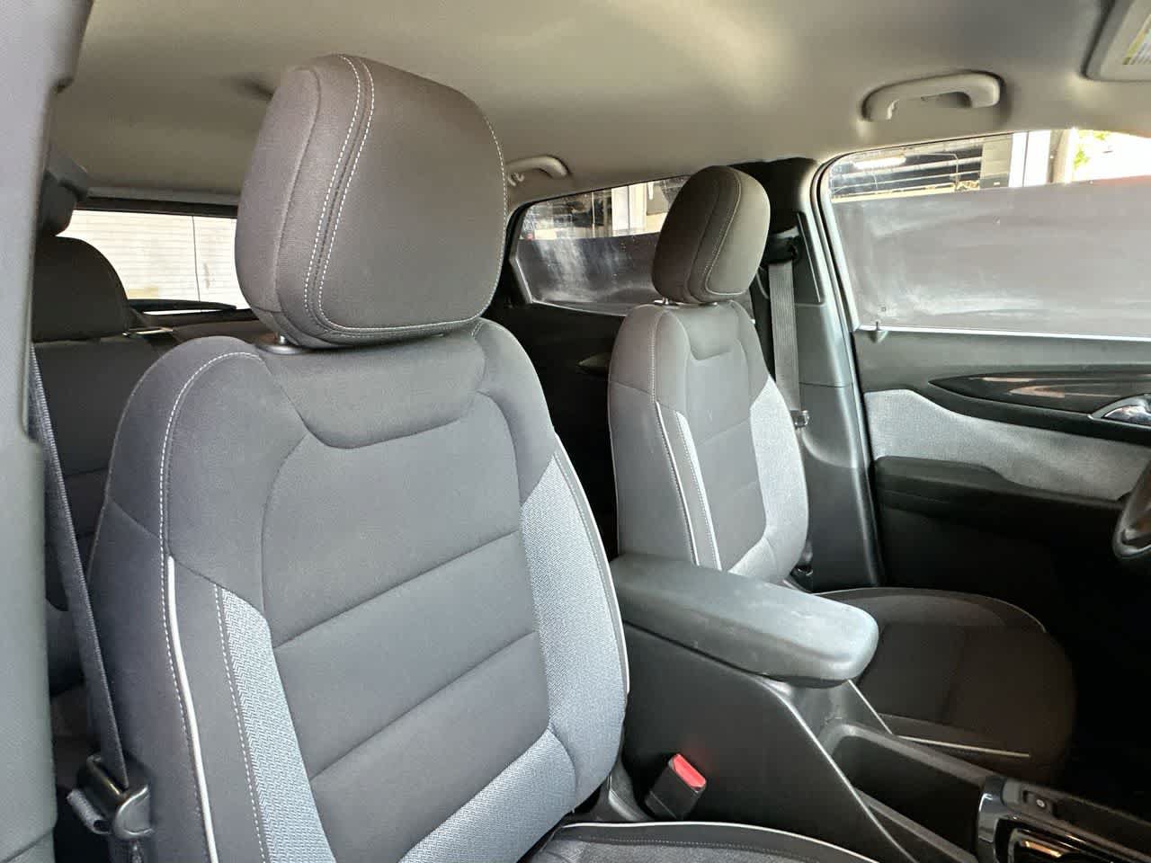 Used 2025 Chevrolet TrailBlazer LT AWD/4WD image 27