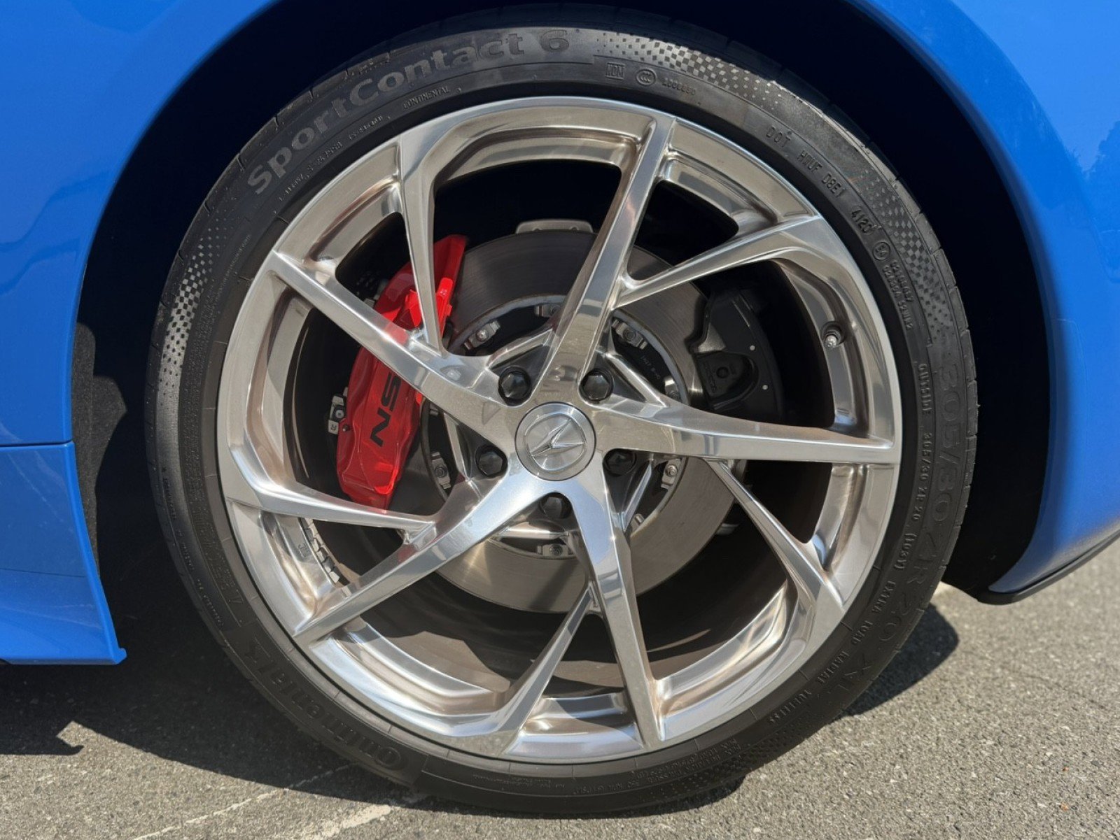 Used 2021 Acura NSX image 12