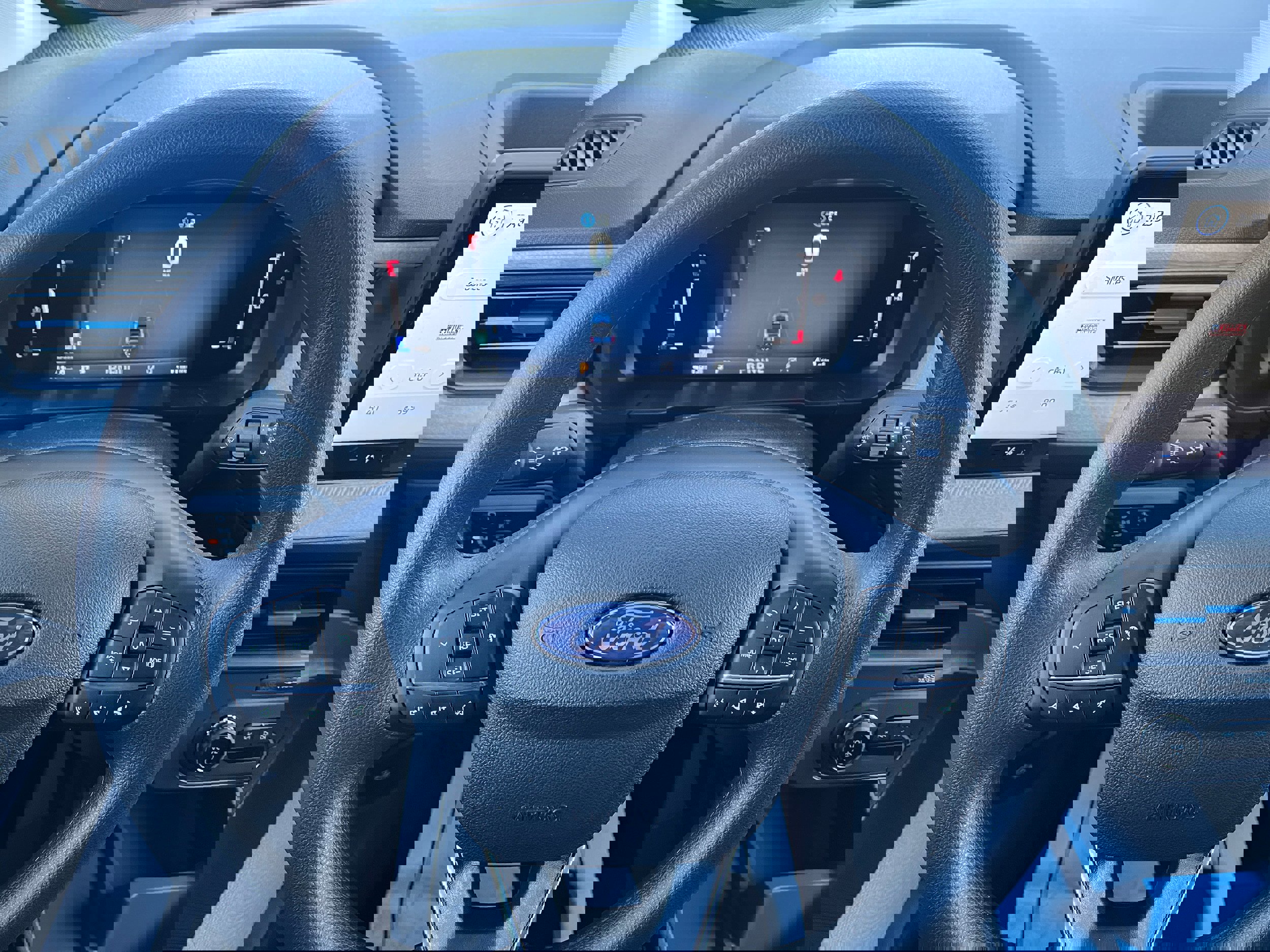 New 2026 Ford Maverick XLT image 18