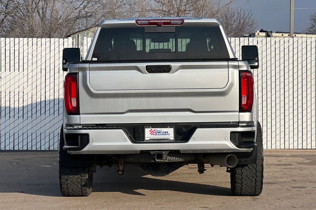 Used 2023 GMC Sierra 2500 Denali image 5