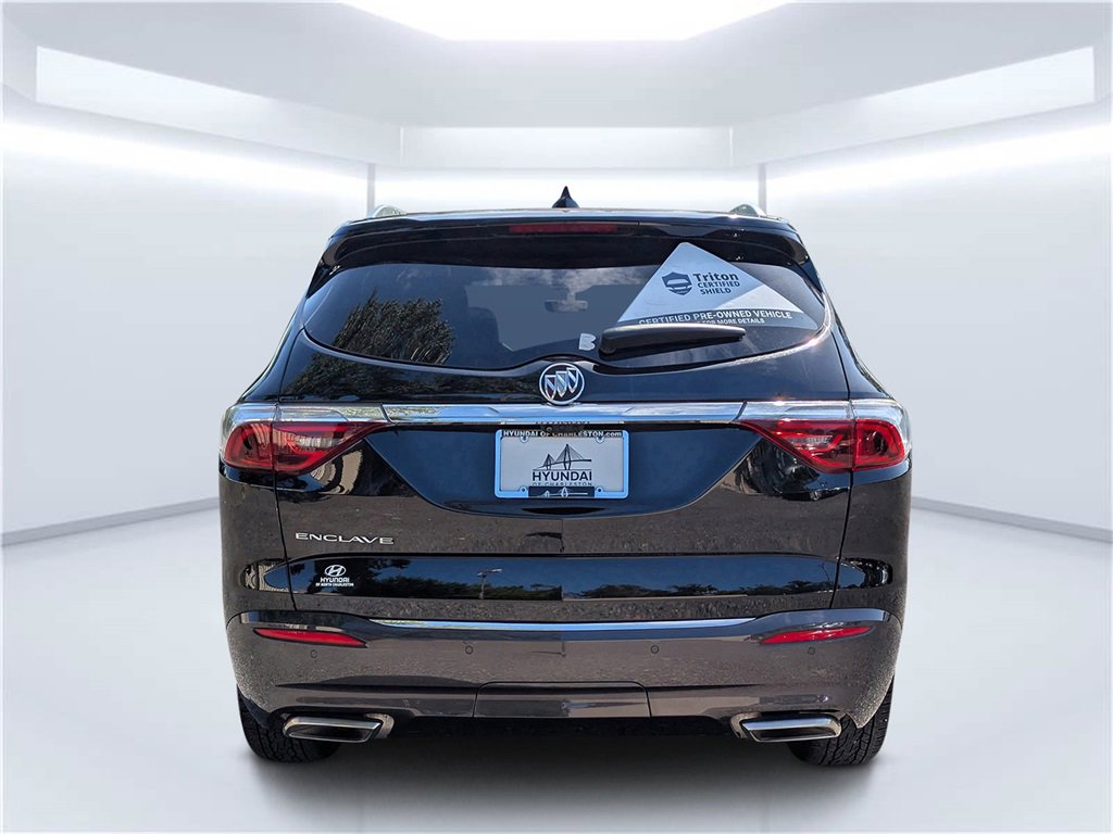 Used 2022 Buick Enclave Premium w/ Surround and Sites Package image 4