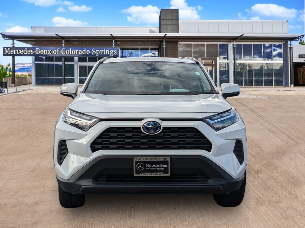 Used 2024 Toyota RAV4 LE AWD/4WD image 2