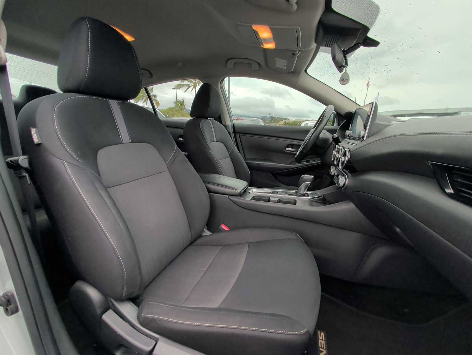 Used 2022 Nissan Sentra SV FWD image 23