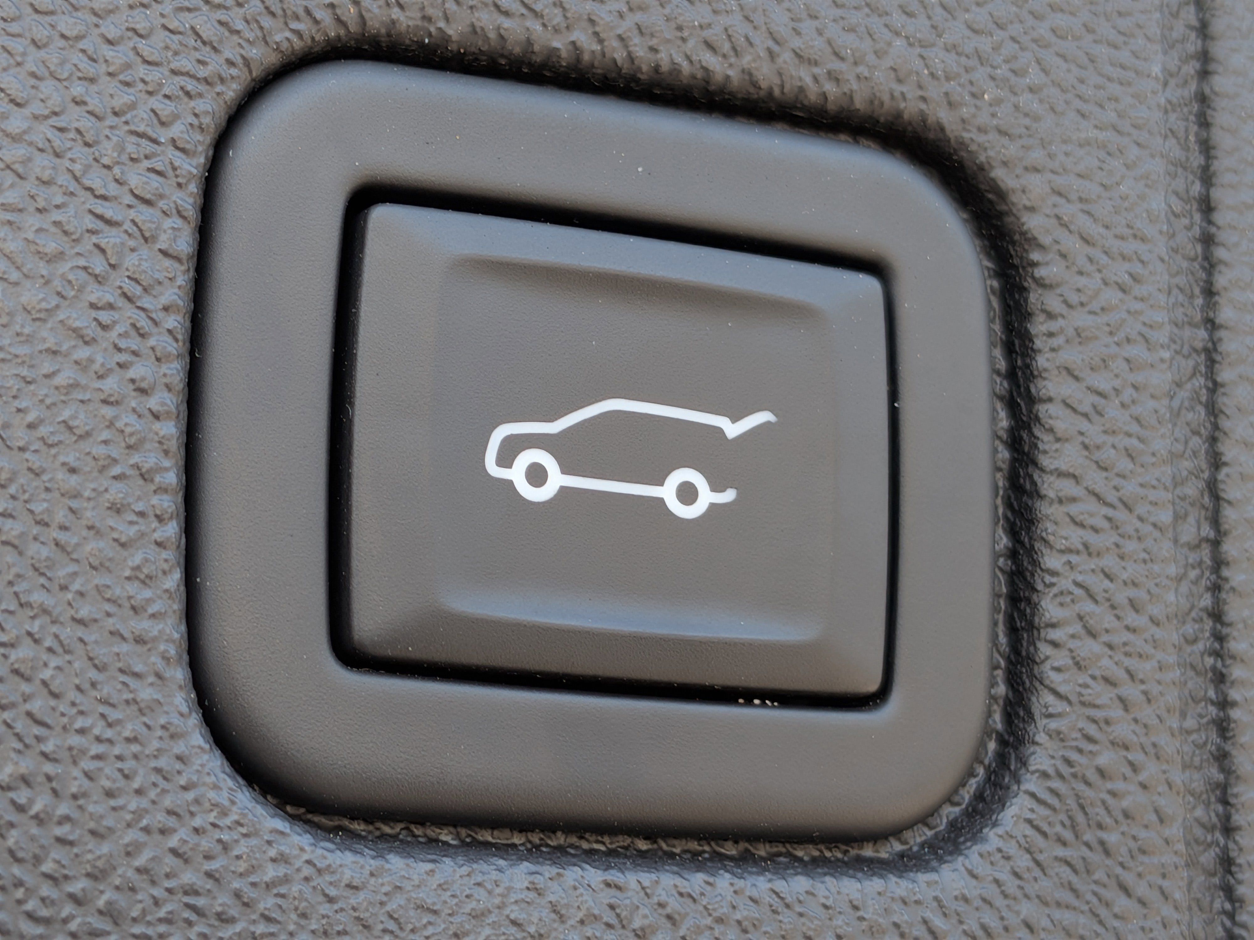 Certified 2024 GMC Terrain SLT image 18