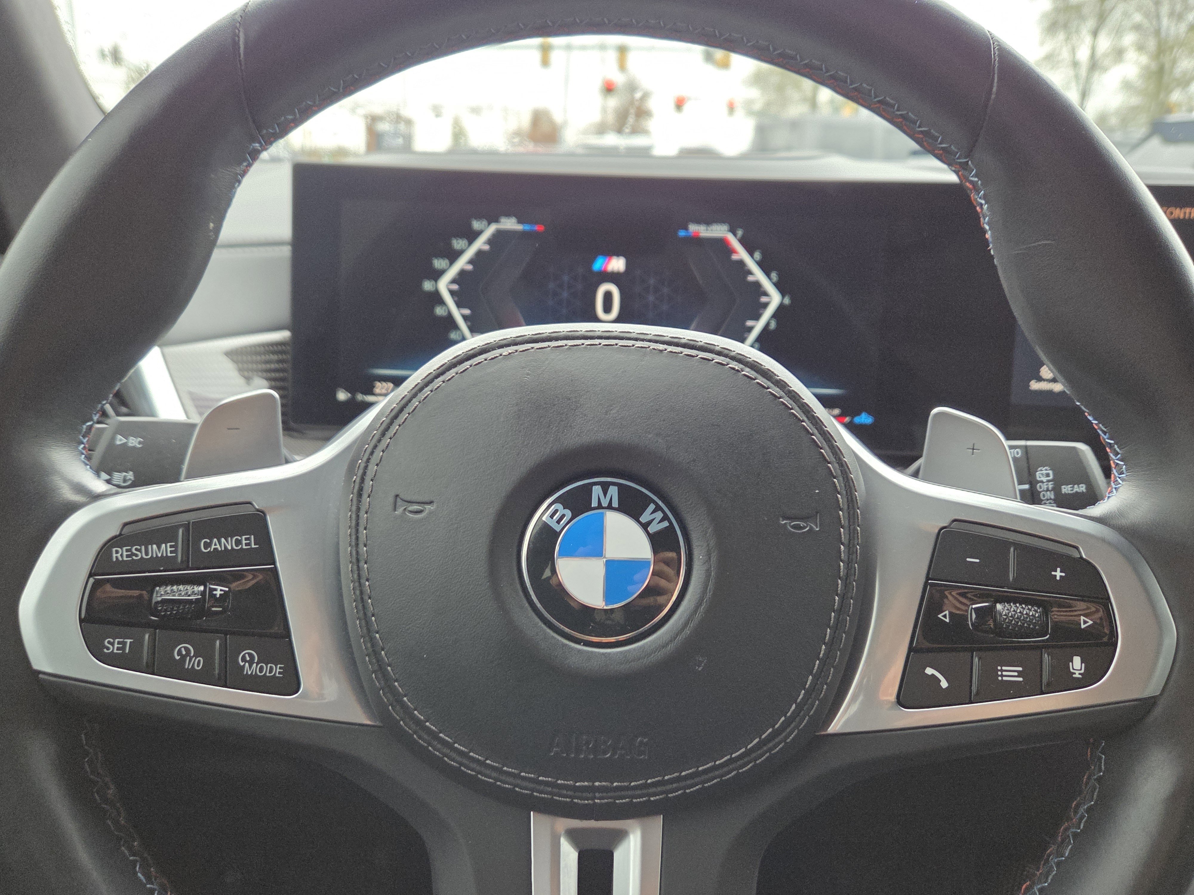 Used 2023 BMW X7 M60i w/ Executive Package image 15