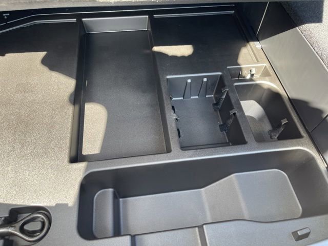 Certified 2026 Lexus UX 300h FWD w/ Accessory Package (Z2) image 41