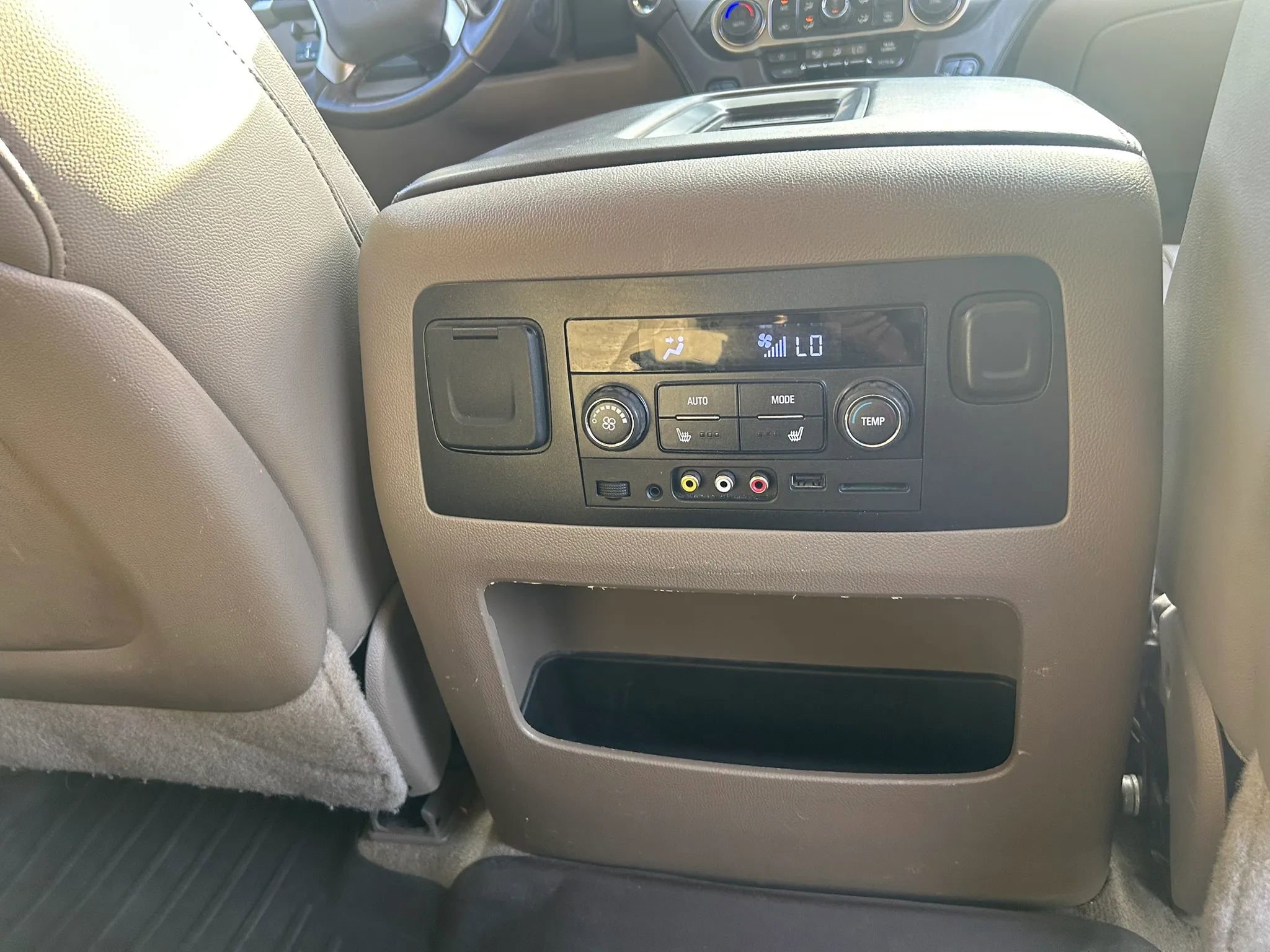 Used 2016 Chevrolet Tahoe LTZ image 11