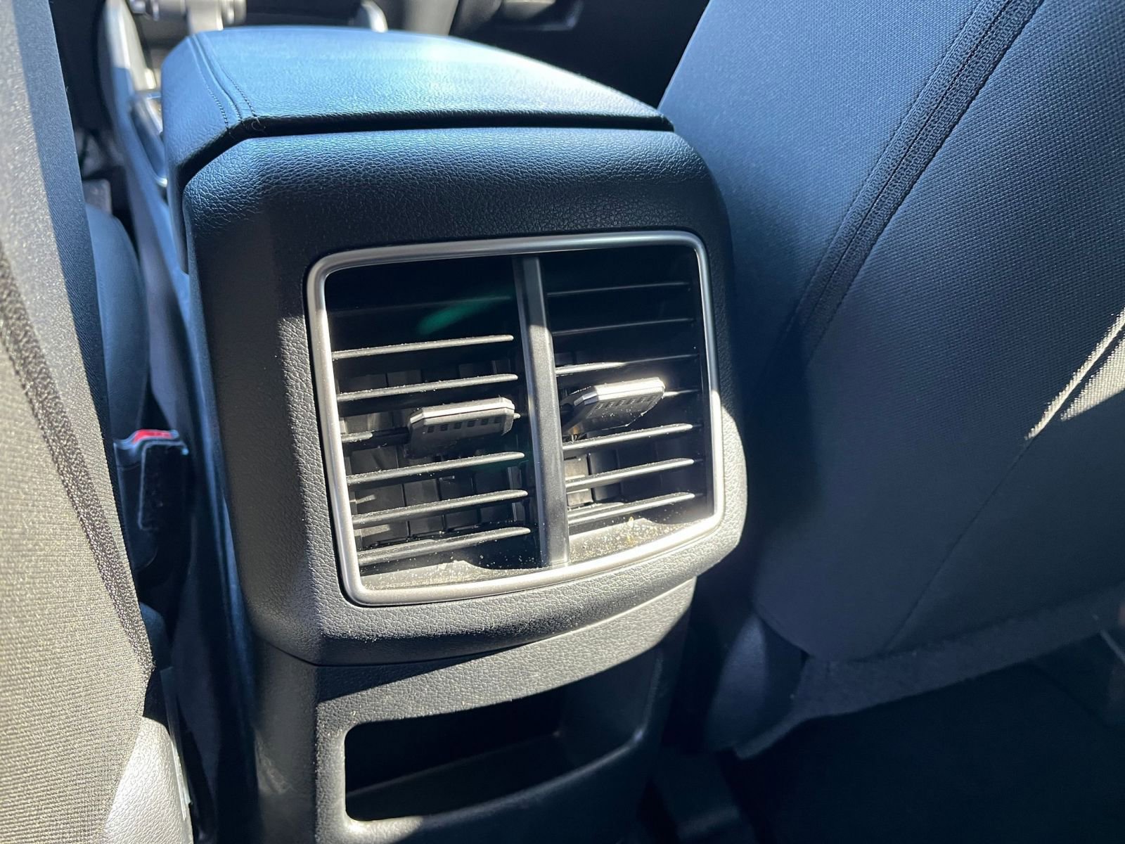 Used 2025 Kia Sportage LX image 22