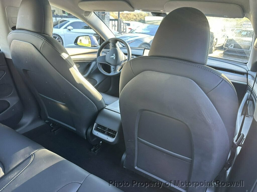 Used 2023 Tesla Model 3 Standard Range RWD image 9