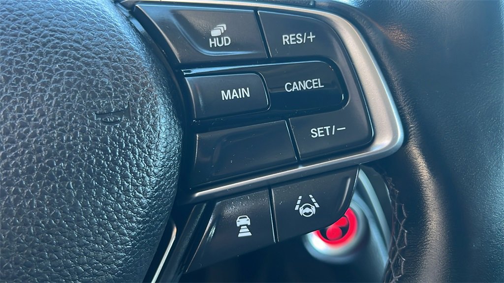 Used 2018 Honda Accord Touring image 30