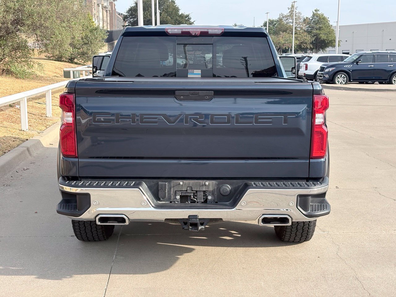 Used 2021 Chevrolet Silverado 1500 LTZ w/ Technology Package AWD/4WD image 5