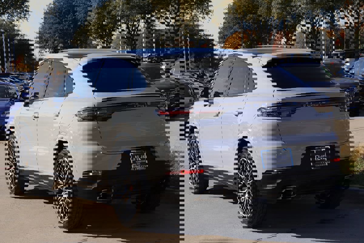 Used 2021 Porsche Cayenne Coupe image 7