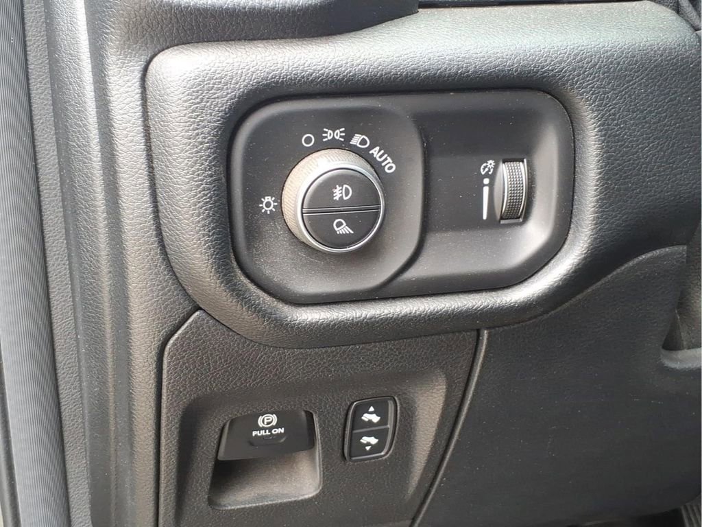 Used 2021 RAM 1500 Big Horn AWD/4WD image 15