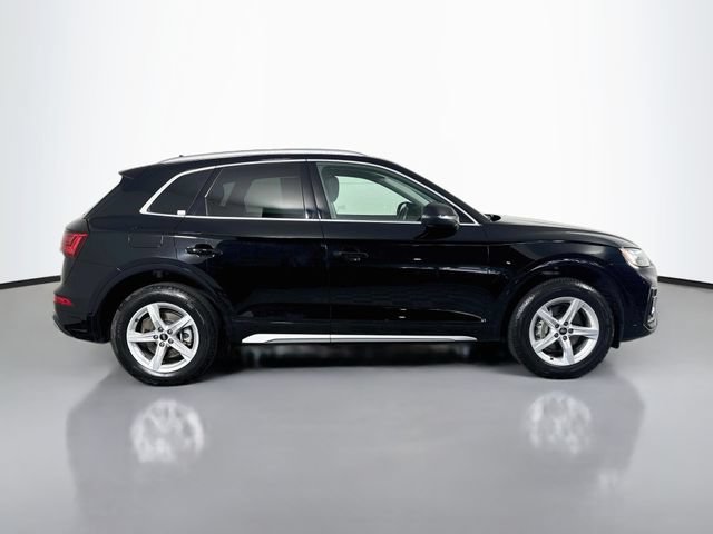 Used 2023 Audi Q5 2.0T Premium w/ Convenience Package AWD/4WD image 8