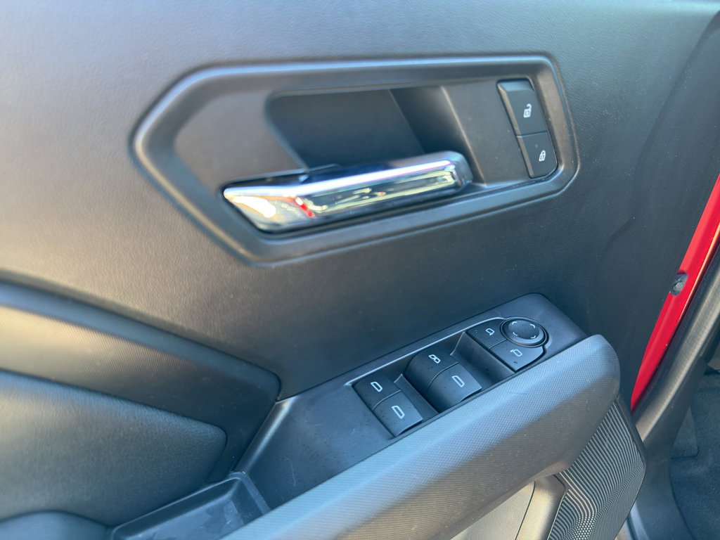 Used 2023 Chevrolet Colorado LT w/ LT Convenience Package II image 20