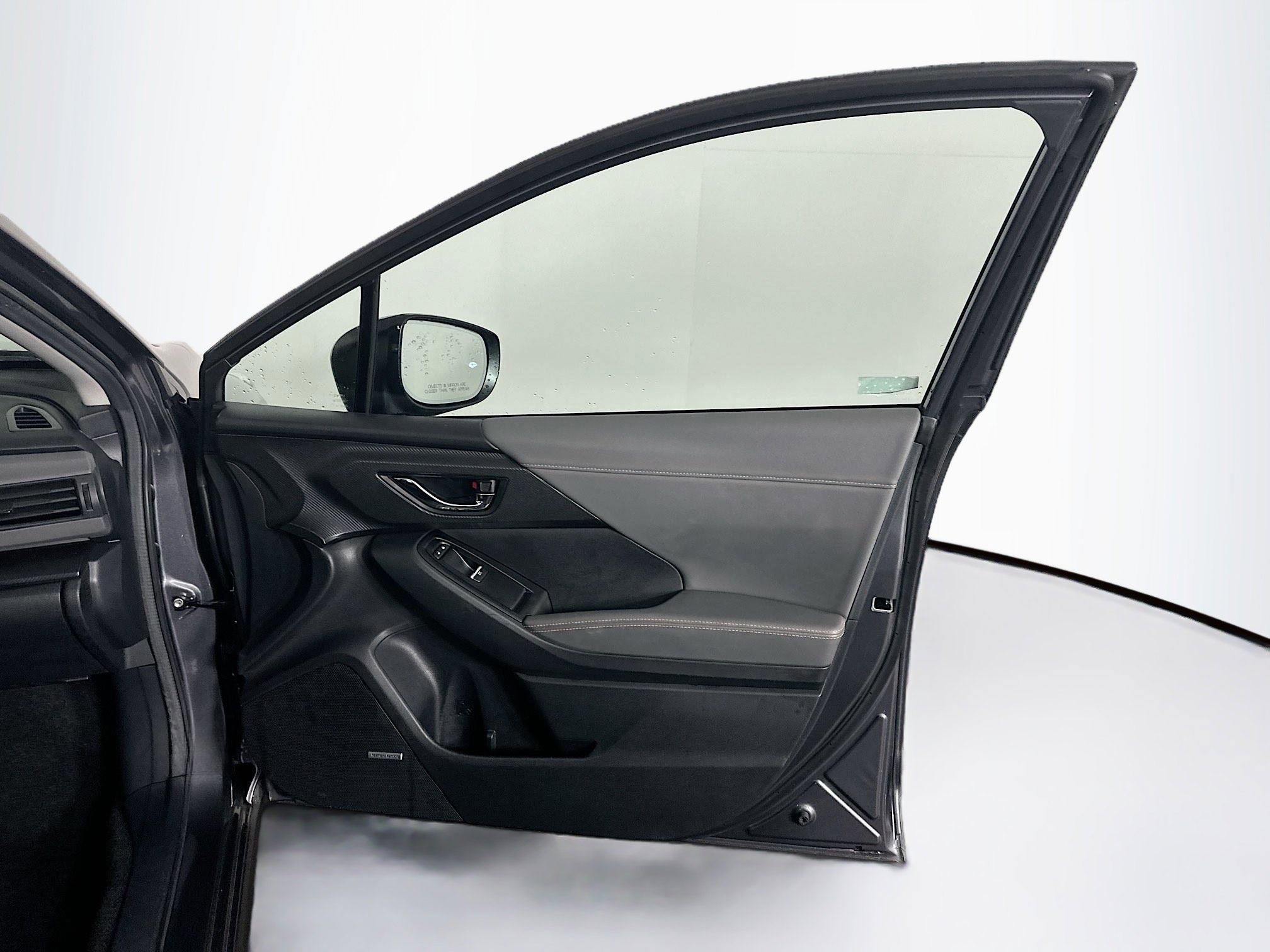 Used 2025 Subaru Crosstrek 2.5i Limited w/ Popular Package #3A image 32