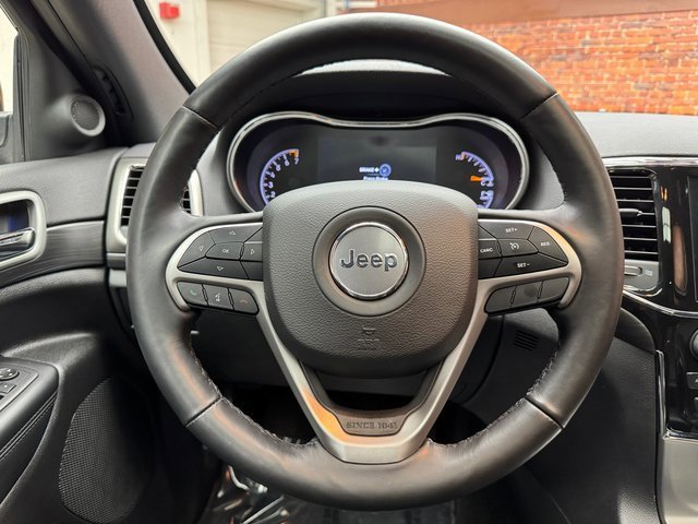 Used 2022 Jeep Grand Cherokee Laredo X image 15