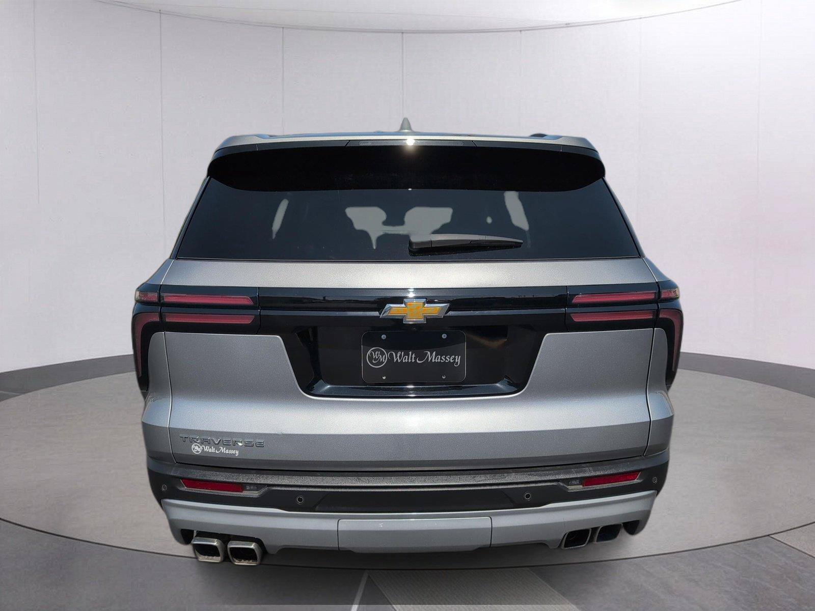 Certified 2025 Chevrolet Traverse LT FWD image 6